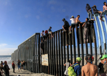 La Nueva Era de Trump: Medidas enérgicas para reforzar fronteras, energía y poder nacional
