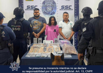 Aseguran a tercia de narcomenudistas con 155 cartuchos