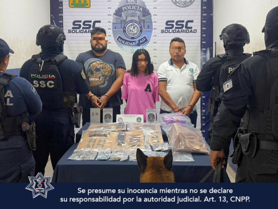Aseguran a tercia de narcomenudistas con 155 cartuchos