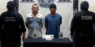 Detenido par de presuntos extorsionadores en Playa