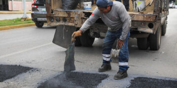 Sigue en Puerto Aventuras y Playa del Carmen el programa de bacheo