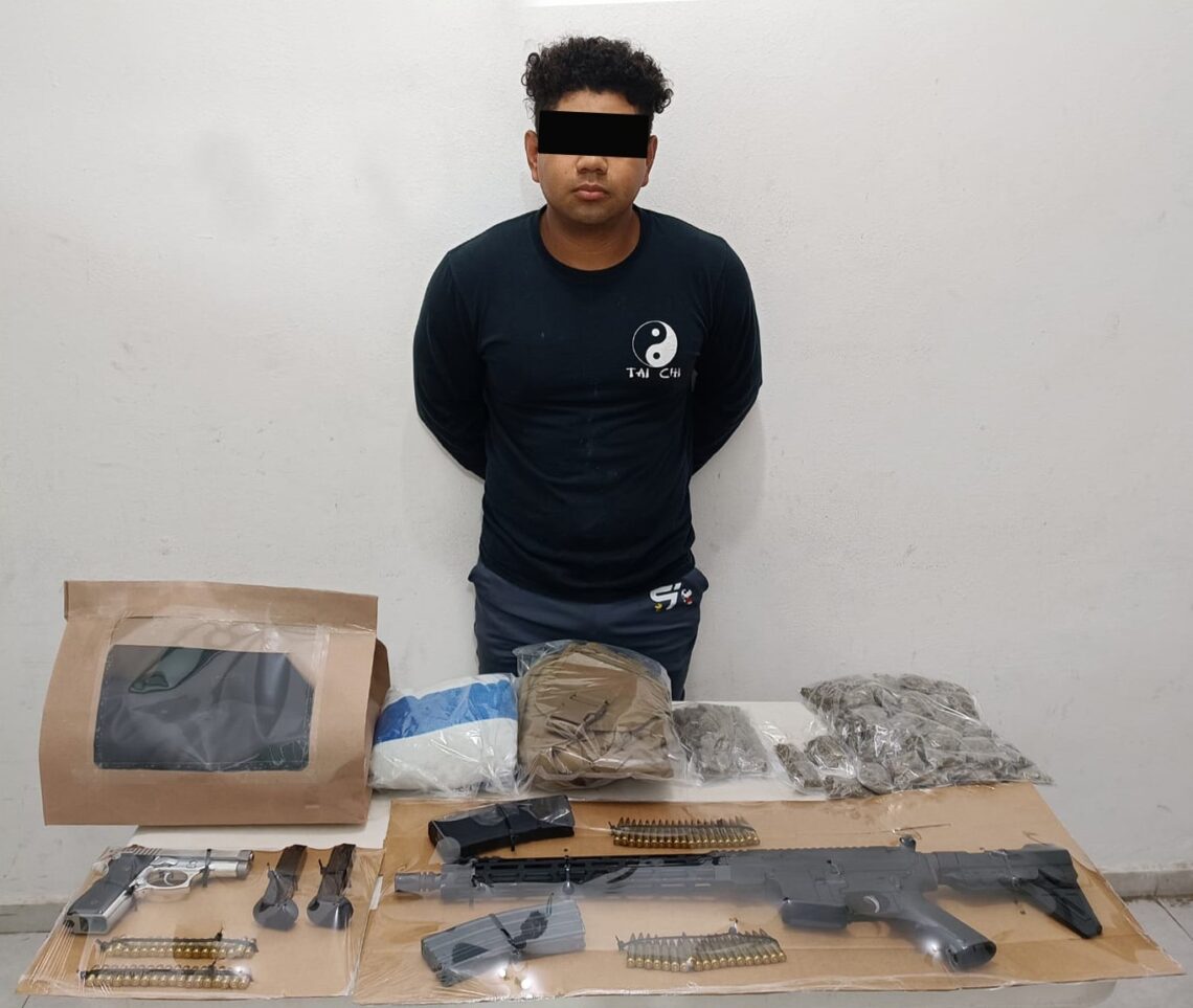 Capturan a peligroso delincuente con armas de fuego y droga en Tulum