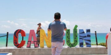 Hoteleros de Cancún buscan destrabar restricciones de visado para atraer turistas sudamericanos durante el Mundial 2026