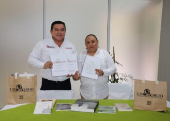 Entregan traducción al maya de leyes sobre derechos y equidad en Quintana Roo