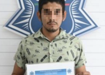 Agrede a la policía en Cancún y termina detenido