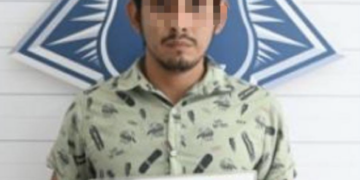 Agrede a la policía en Cancún y termina detenido
