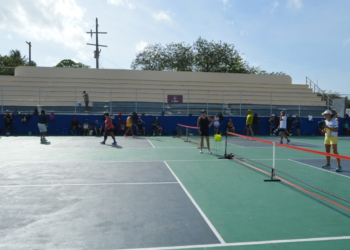 Transforman áreas públicas de Playa del Carmen con el color "Arena Playa"