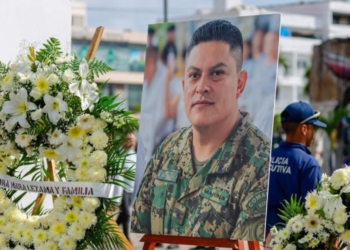 Homenaje póstumo a José Roberto Rodríguez Bautista, secretario de Seguridad y Protección Ciudadana de Tulum