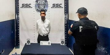 Hombre detenido en Playa del Carmen tras enfrentarse a la policía
