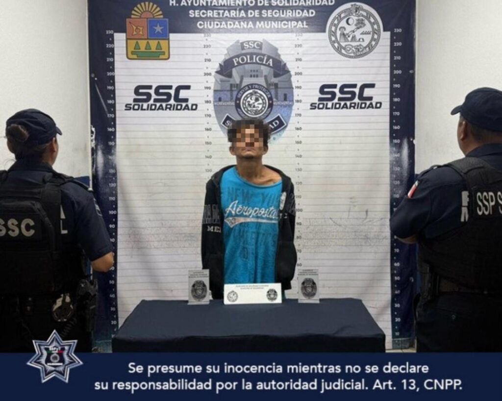 Hombre agrede a policías en Playa del Carmen y termina detenido
