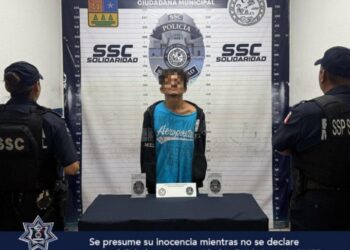 Hombre agrede a policías en Playa del Carmen y termina detenido