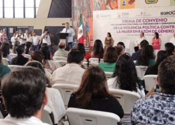 Histórica firma de convenio de los tres poderes y el IEQROO
