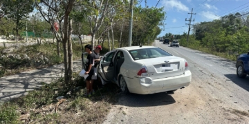 Accidente en avenida Huayacán deja lesionados y daños materiales