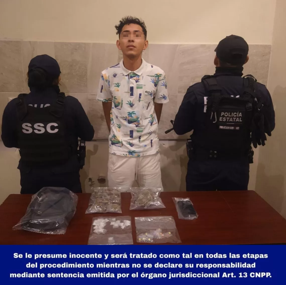 ¡Lo pescan oliendo la mercancía! Detienen a presunto narcomenudista en Tulum con drogas y pastillas