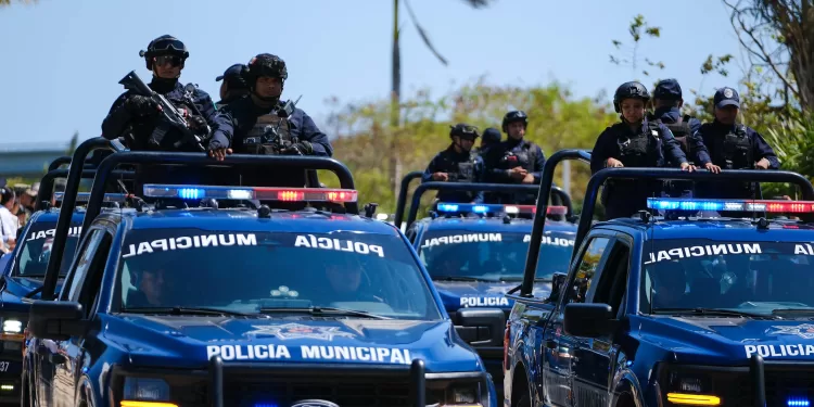 Mara Lezama activa operativo de seguridad en Semana Santa con más de 7 mil elementos en todo Quintana Roo