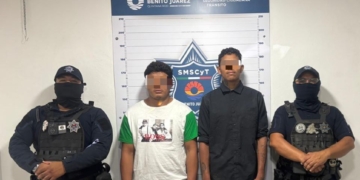 Capturan a dos hombres por robo violento en farmacia