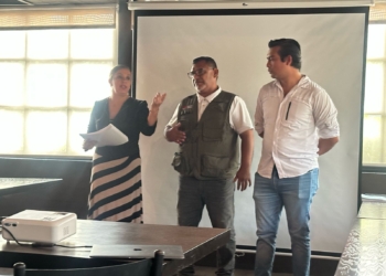 Capacitan a restauranteros en el uso de las trampas de grasa