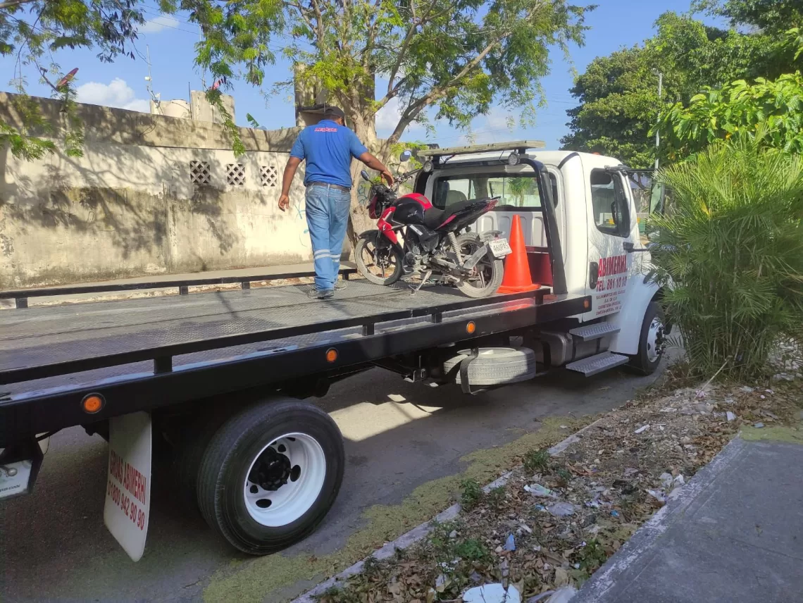 Recuperan motocicleta con reporte de robo