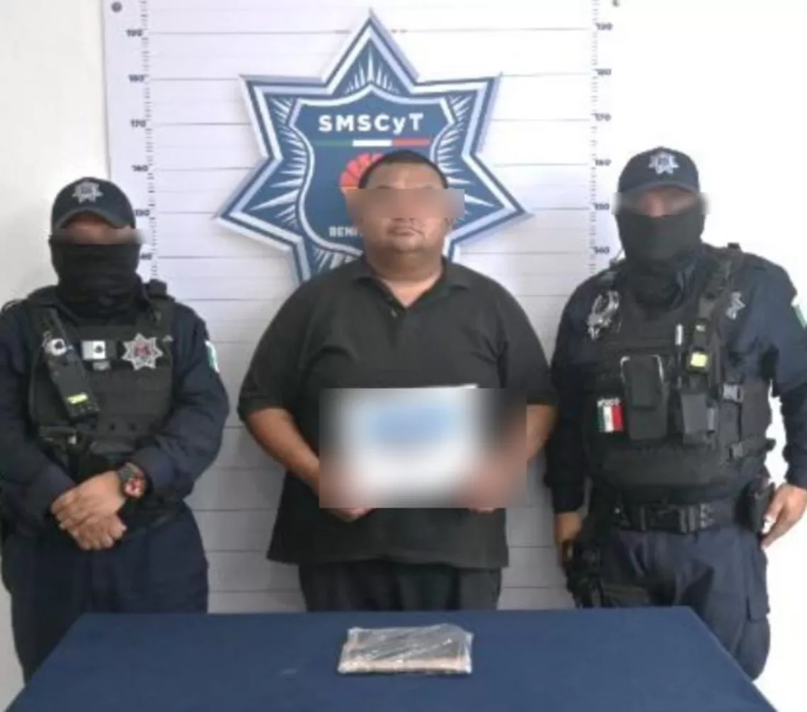 Hombre detenido con réplica de arma tras alterar el orden