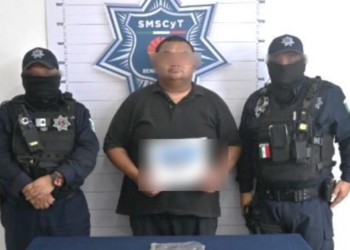Hombre detenido con réplica de arma tras alterar el orden