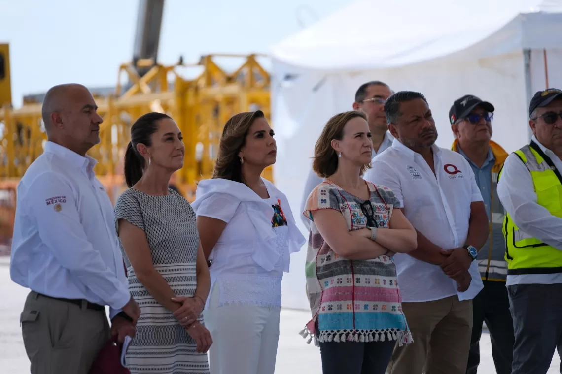 Sheinbaum y Mara Lezama supervisan el puente Nichupté, tiene un avance del 77.8%