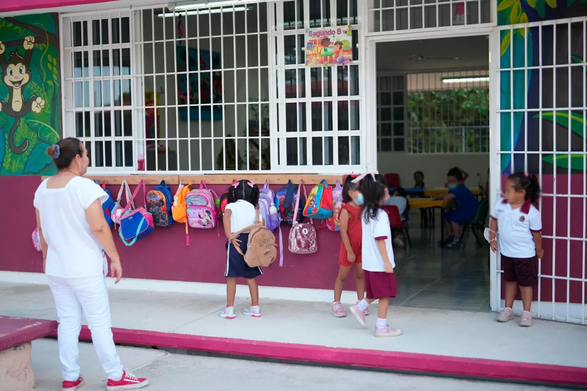 Mara Lezama da inicio al ciclo escolar 2025-2026 en Quintana Roo con 338 mil estudiantes