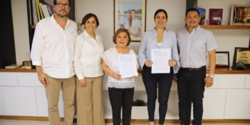 Gobiernos de Playa del Carmen y del Estado suscriben convenio para combatir la corrupción
