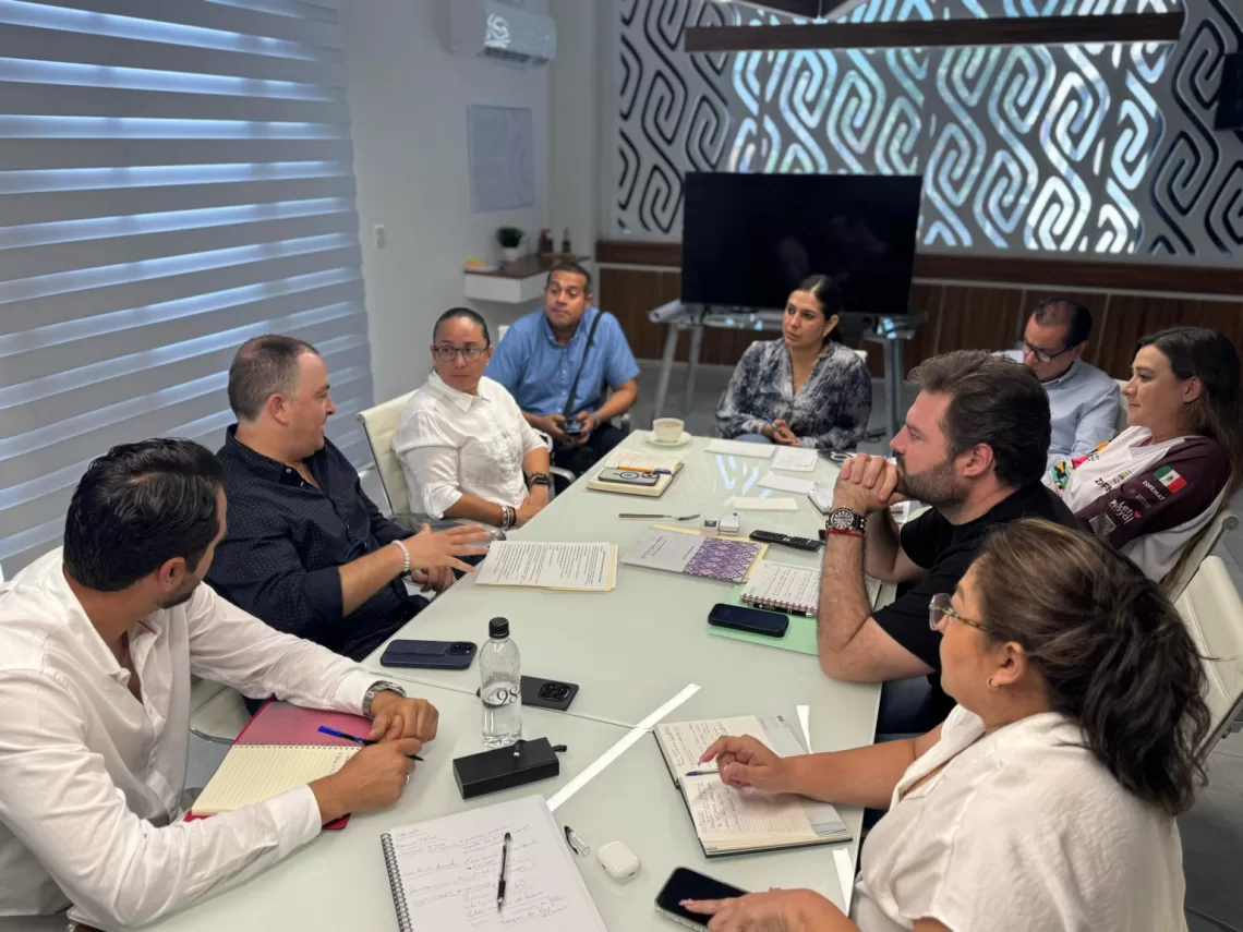 Estefanía Mercado y su gabinete de Infraestructura y Economía anuncian nuevas acciones