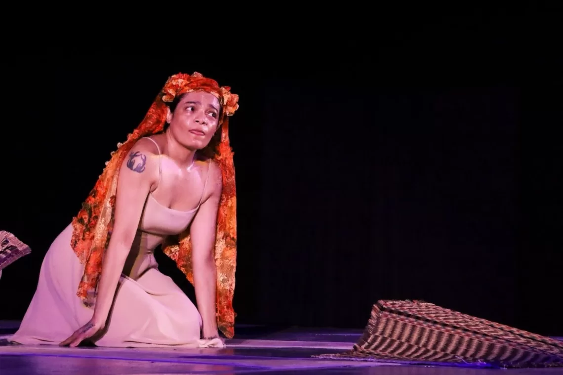 Poesía y drama en escena durante el Primer Festival Internacional de Teatro de Playa del Carmen