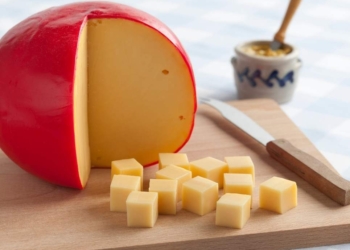 Escasez de queso de bola dispara precios hasta 500 pesos en la ciudad