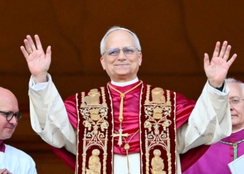 ¿Quién es León XIV, el nuevo papa que hace historia como el primer estadounidense en el Vaticano?