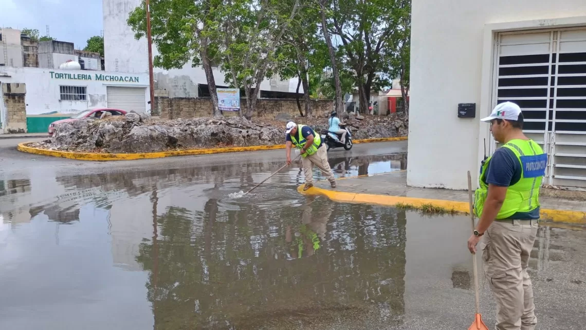 Por lluvias activan “Operativo Tormenta” en Playa del Carmen