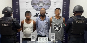 Caen tres sujetos con 80 envoltorios con drogas