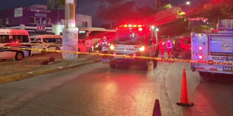 Trágico accidente en Av. Kabah deja dos muertos