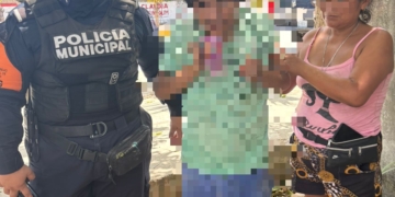 Rescatan descalzo y con lesiones leves a menor con autismo extraviado en Playa del Carmen