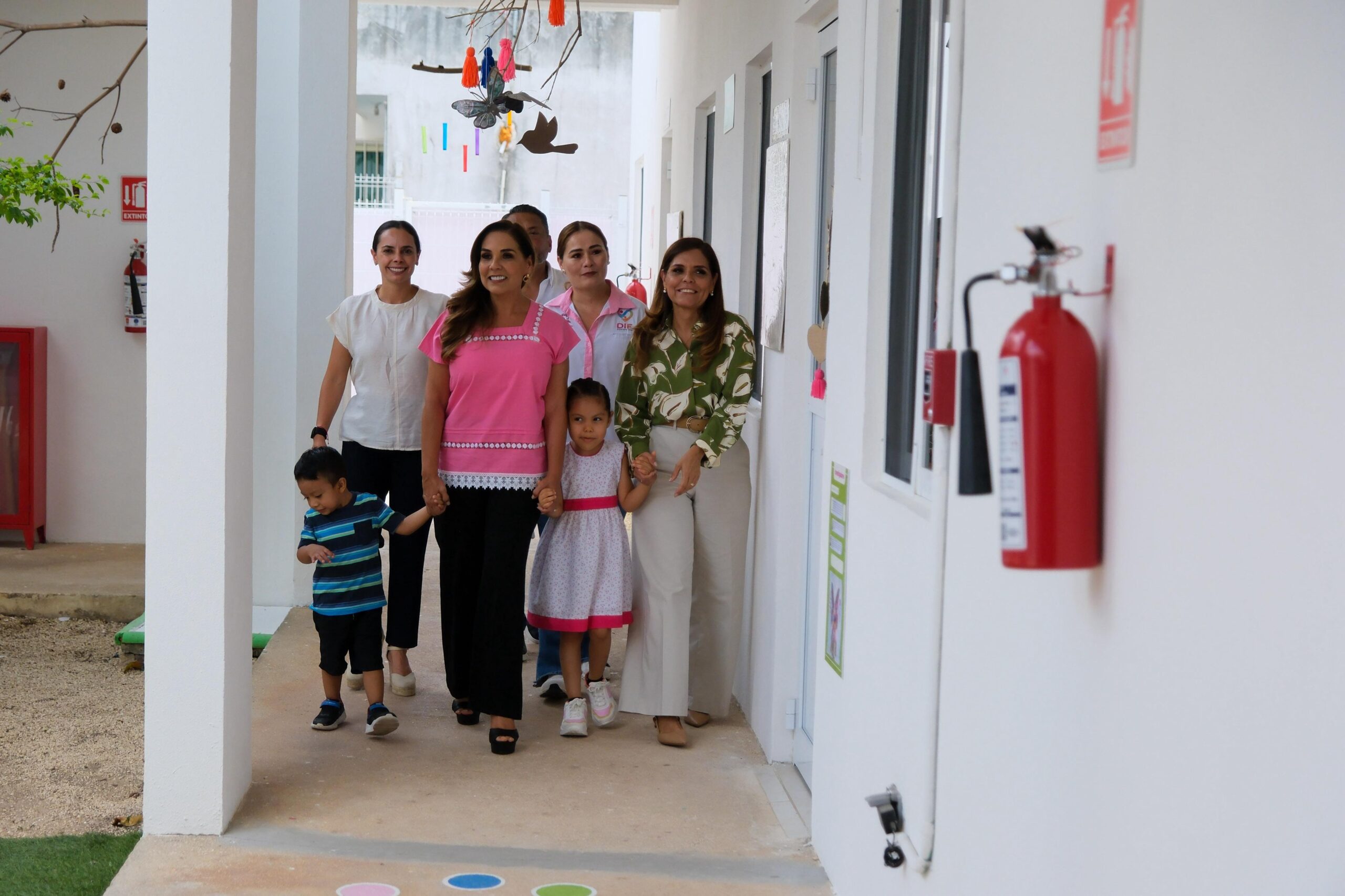 Inauguran Mara y Vero Lezama Espinosa el CAI Bo’oy Ché para la educación de hijas e hijos de trabajadores del sector turístico