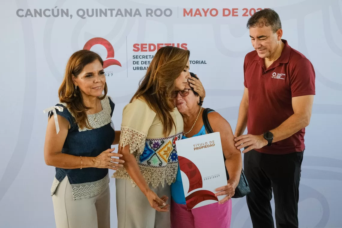 Mara Lezama entrega 270 títulos de propiedad a beneficiarios, tras décadas de tocar puertas y sin ser escuchados