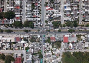 Anuncian adecuación de 10  cruces en Cancún para fortalecer la movilidad peatonal