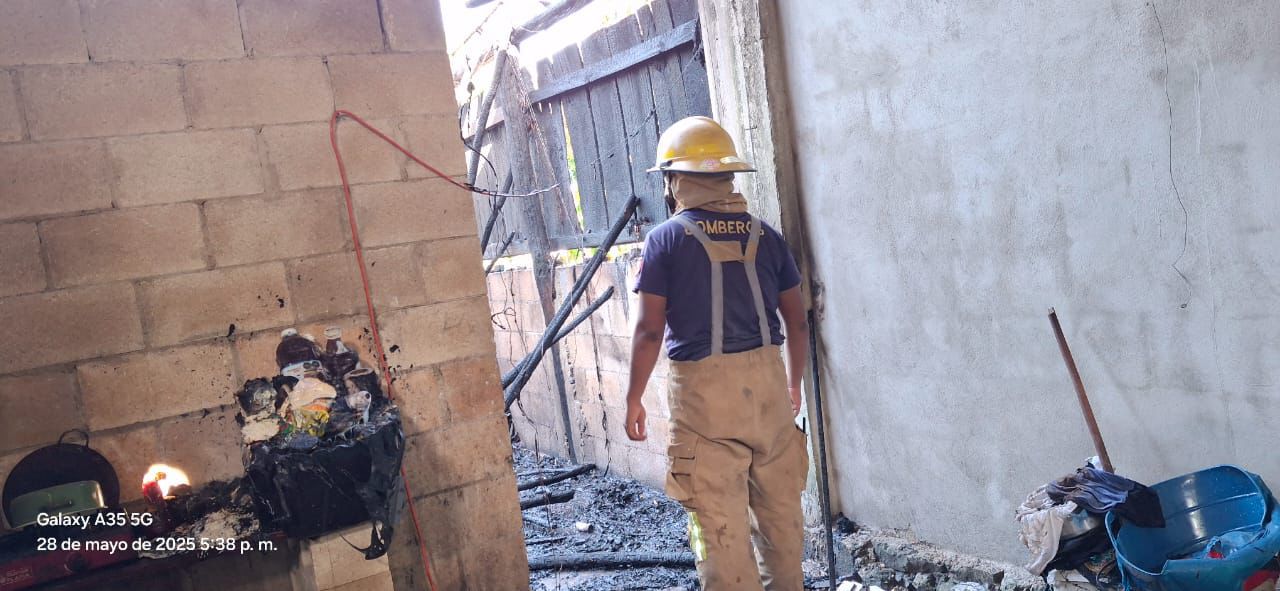 Incendio acaba con patrimoniode una familia en Kantunilkín