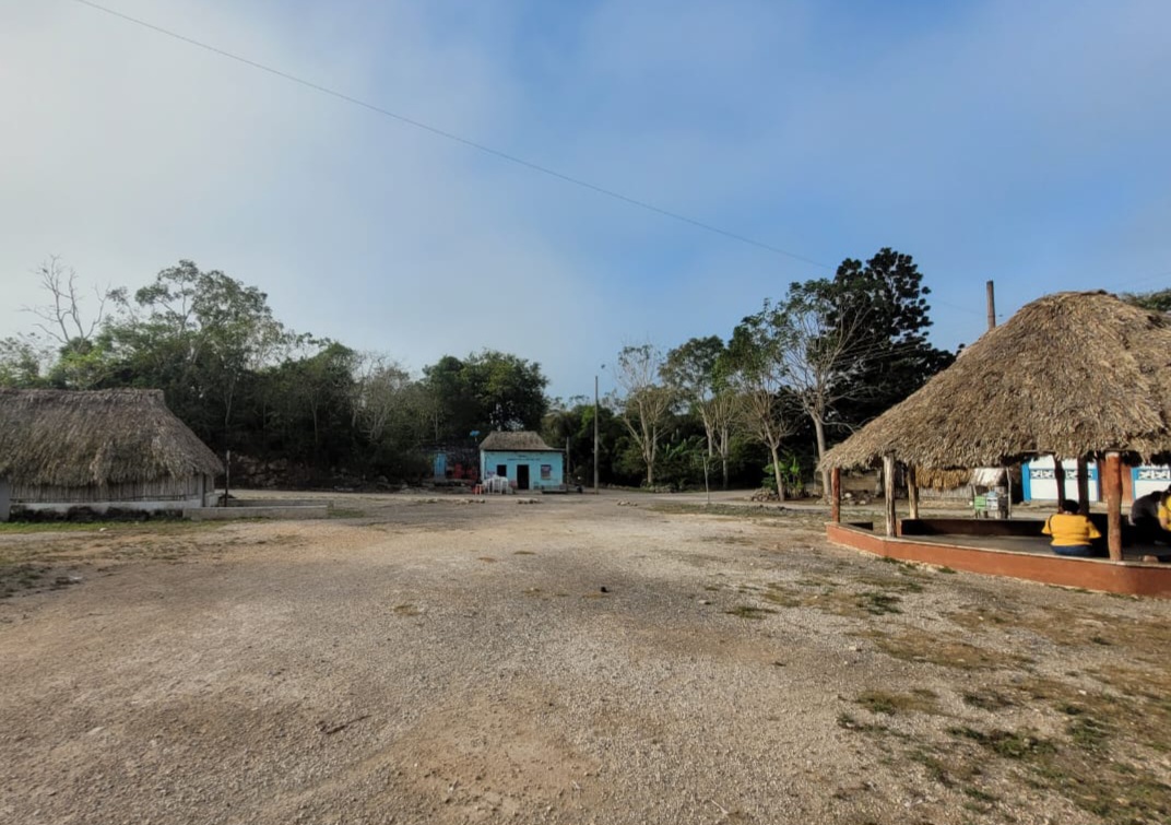 Más de 100 familias mayas sufren por apagón prolongado en San Francisco Aké