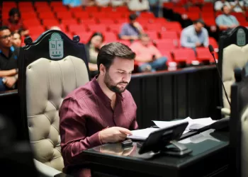 Concluye Eric Arcila un productivo Segundo Periodo de Sesiones con iniciativas de fondo y siempre priorizando a las y los quintanarroenses