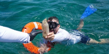 Realizan una jornada de limpieza submarina en Arrecife "El Meco"