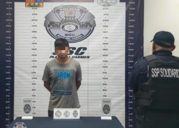 Detienen a hombre por golpear a su pareja mientras sostenía a su bebé