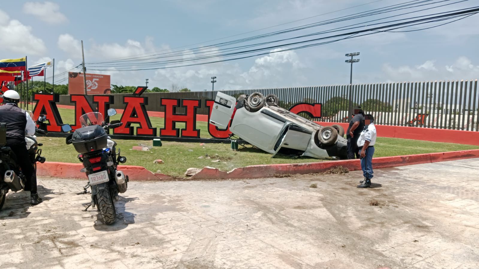 Viernes 13 deja dos accidentes en el bulevar Colosio con 11 lesionados