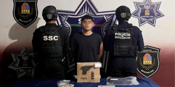 Detienen a menor de edad con droga y arma de fuego