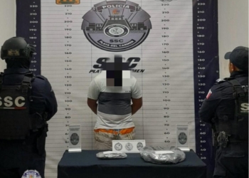 Detienen a joven con presunta droga en Cristo Rey, Playa del Carmen