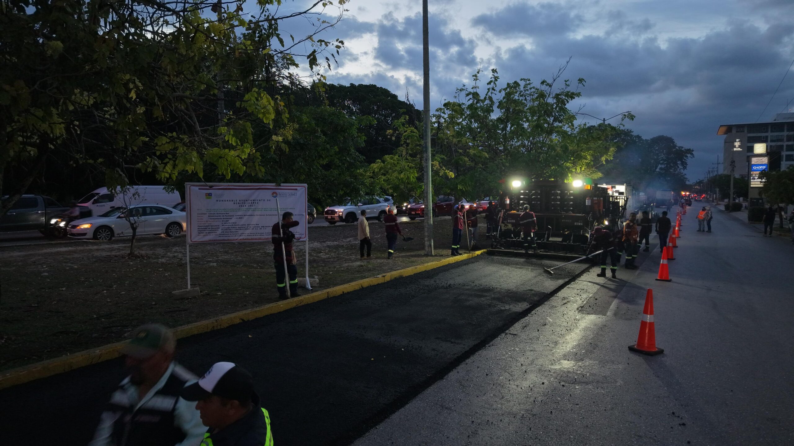 Inician trabajos de rehabilitación en la avenida Kabah de Cancún