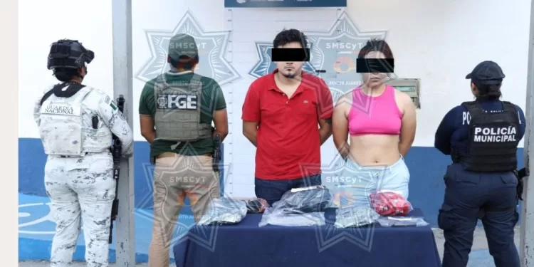 Capturan a pareja con más de 150 dosis de drogas