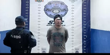 Por golpear a su pareja, lo detienen en Playa del Carmen