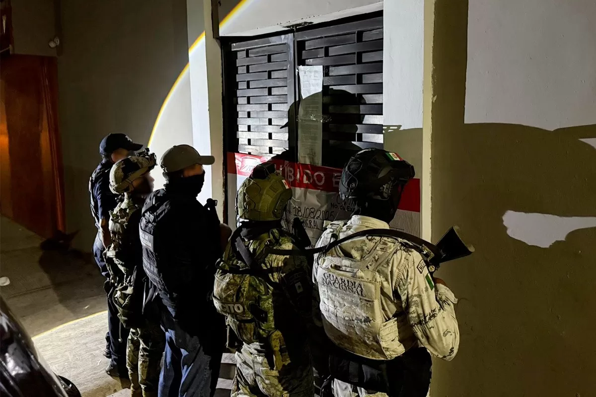 Tres detenidos y droga asegurada tras cateos en Cancún